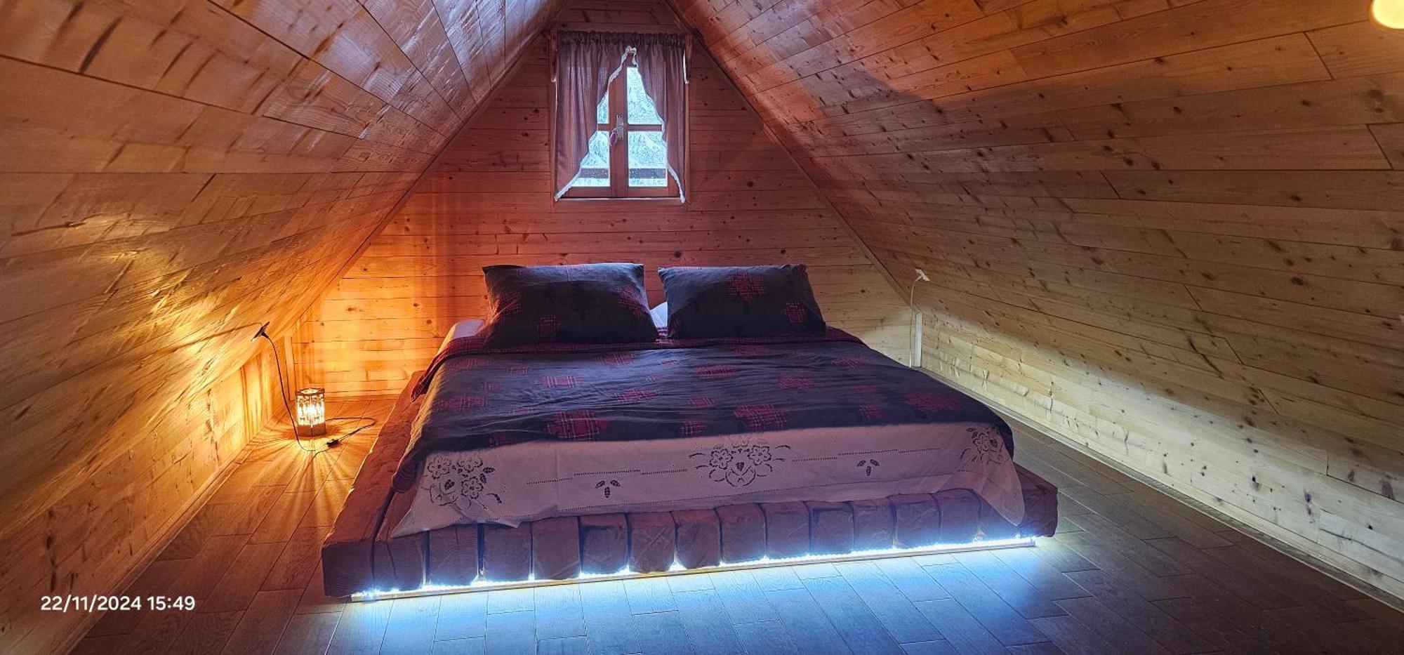 Vodenica Vrelo Chalets Врело-Кореничко Экстерьер фото