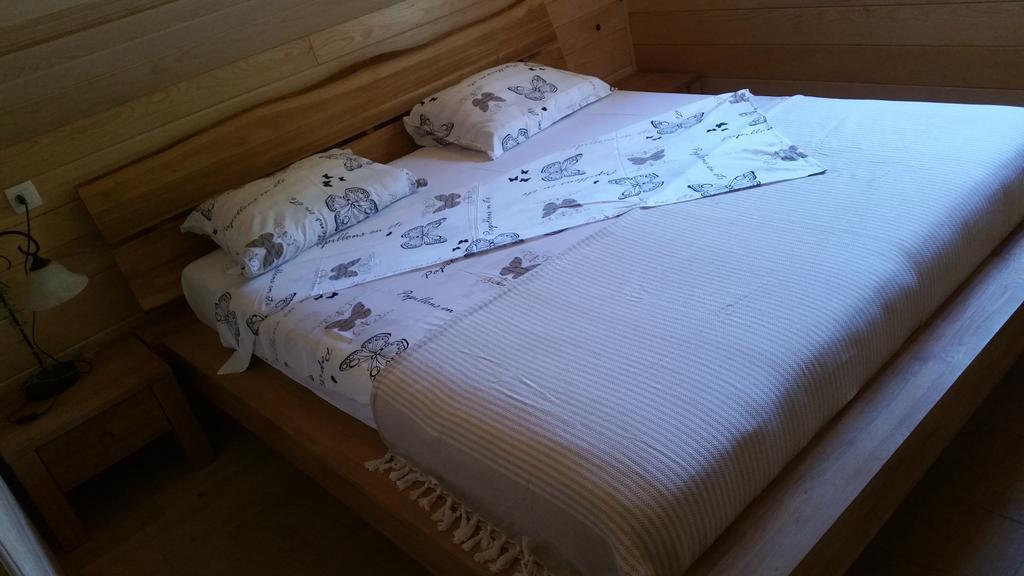 Vodenica Vrelo Chalets Врело-Кореничко Экстерьер фото